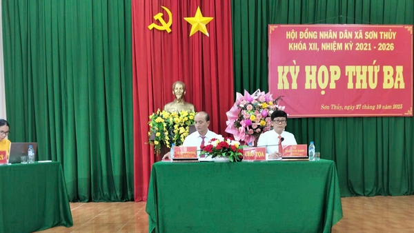 HỘI ĐỒNG NHÂN DÂN XÃ SƠN THUỶ TỔ CHỨC KỲ HỌP LẦN THỨ BA, KHÓA XII, NHIỆM KỲ 2021-2026