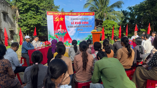 ​ ​​LỄ KHỞI CÔNG LÀM ĐƯỜNG BÊ TÔNG NÔNG THÔN NĂM 2025 ​   ​